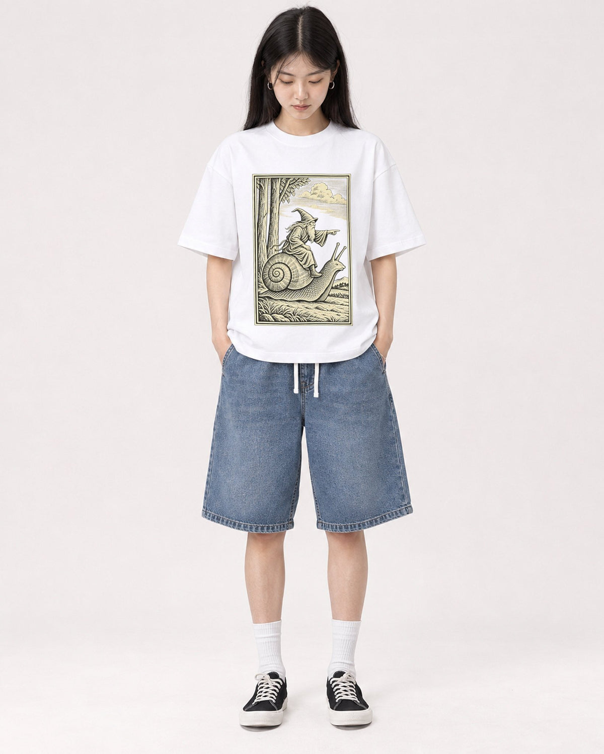 Mockup Boxy Heavyweight Tee White female full-body 01