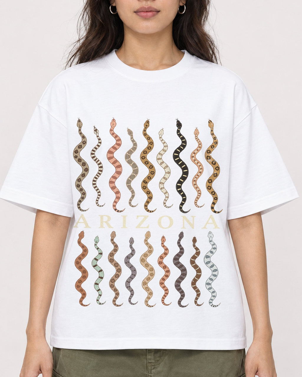 Mockup Boxy Heavyweight Tee White female close-up 02