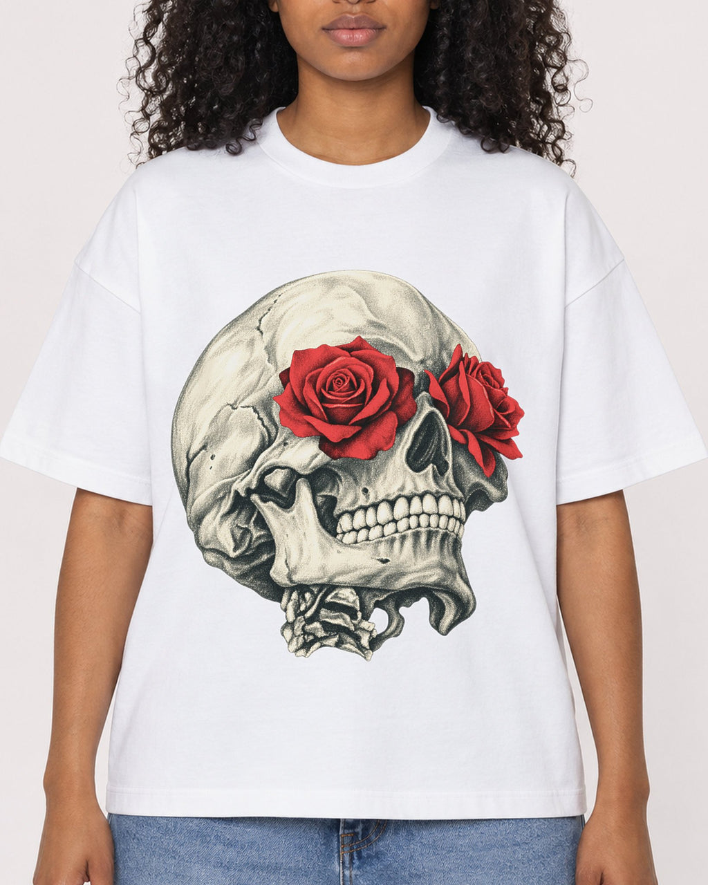 Mockup Boxy Heavyweight Tee White female close-up 05