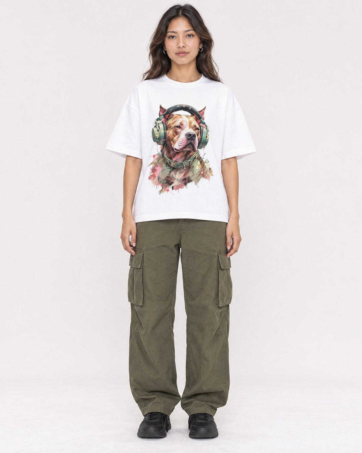 Mockup Boxy Heavyweight Tee White female full-body 02