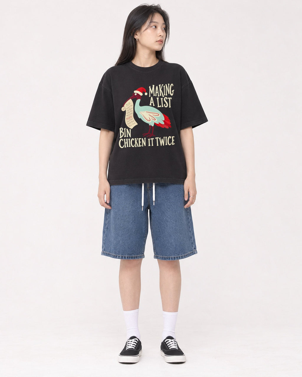 Mockup Boxy Heavyweight Tee Black female full-body 01