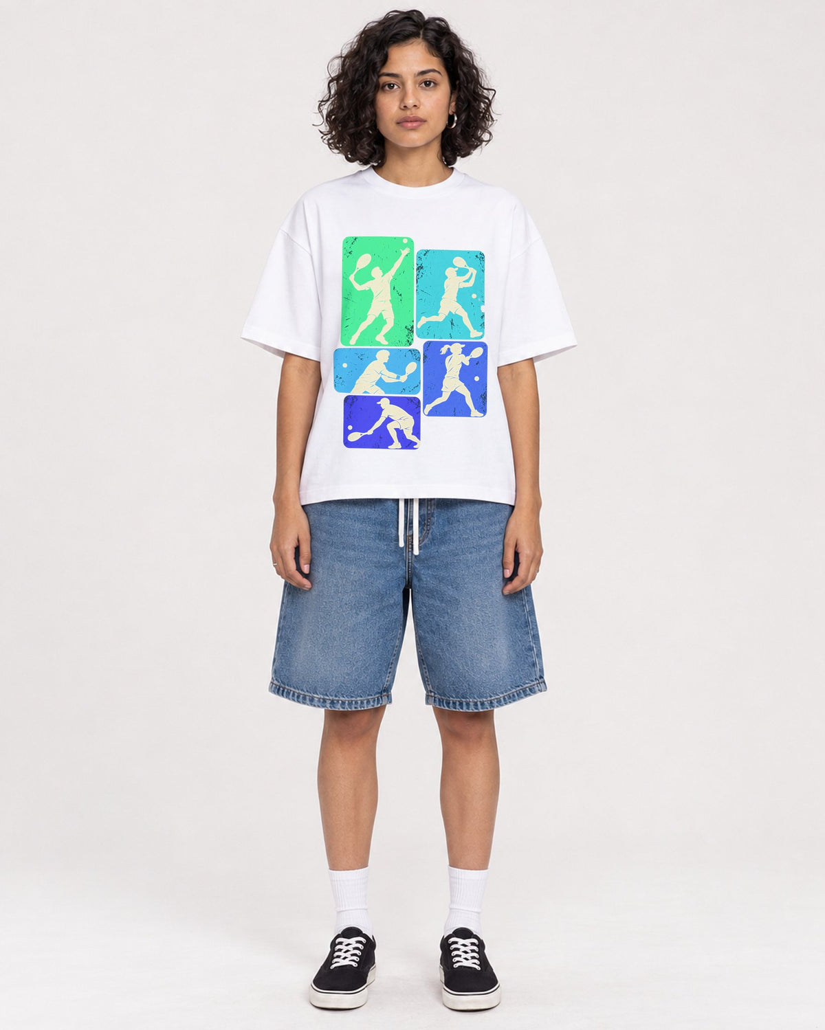 Mockup Boxy Heavyweight Tee White female full-body 26