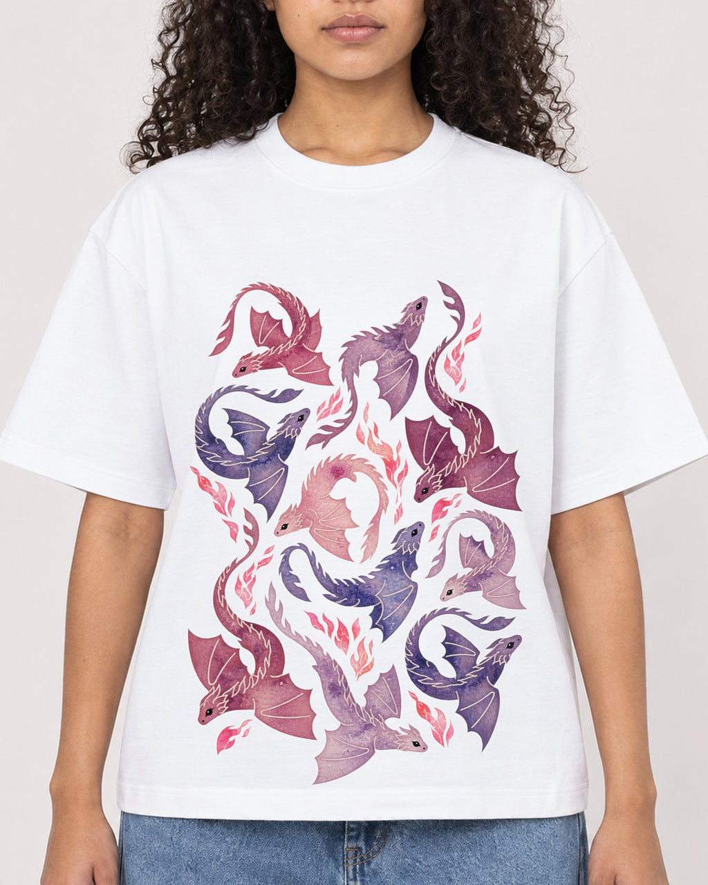 Mockup Boxy Heavyweight Tee White female close-up 10