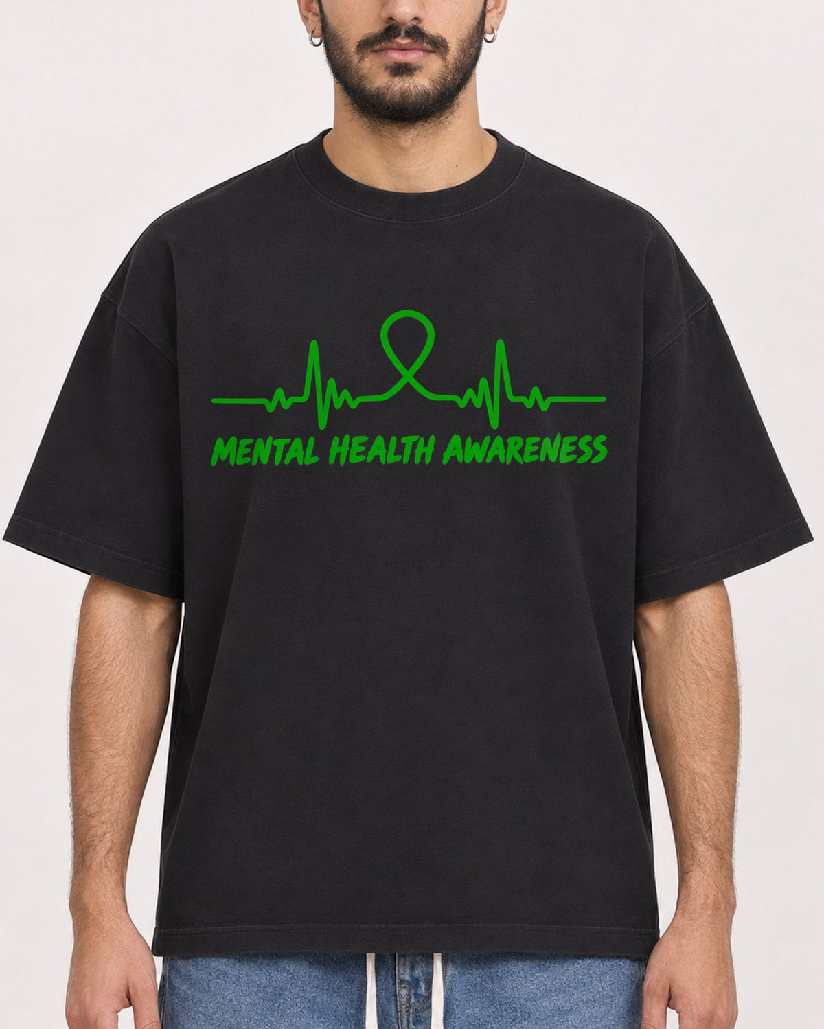 Mockup Boxy Heavyweight Tee Black male close-up 07