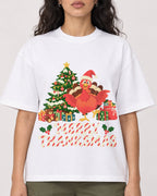 Mockup Boxy Heavyweight Tee White female close-up 07