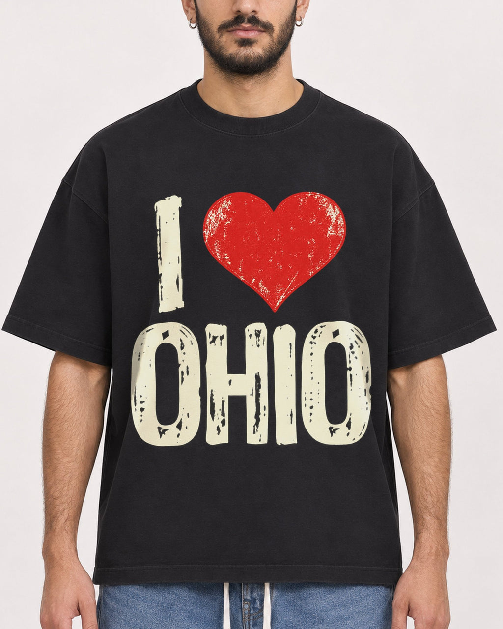 Mockup Boxy Heavyweight Tee Black male close-up 07