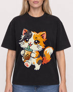 Mockup Boxy Heavyweight Tee Black female close-up 08