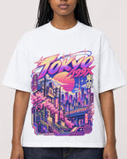 Mockup Boxy Heavyweight Tee White female close-up 04