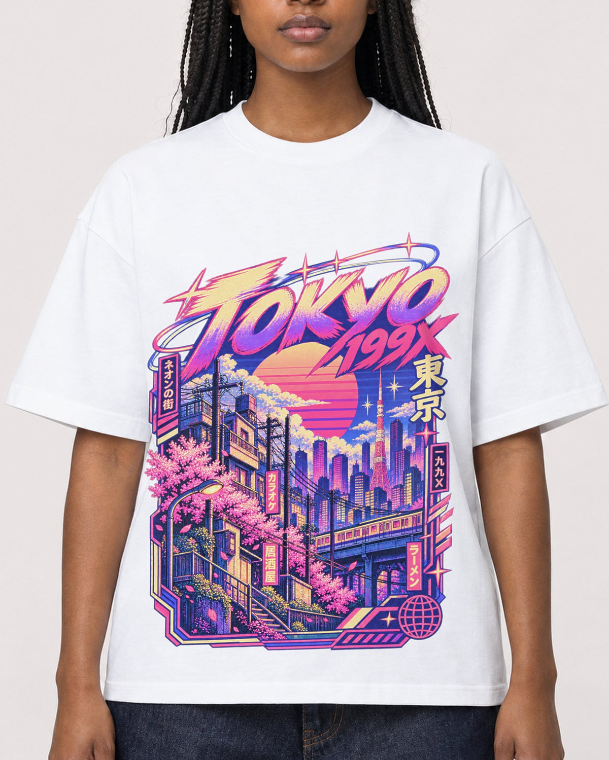 Mockup Boxy Heavyweight Tee White female close-up 04