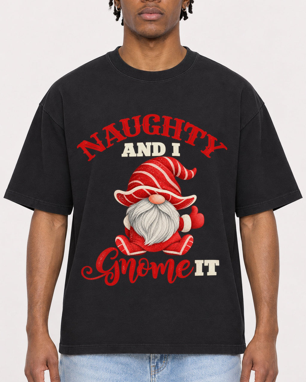 Mockup Boxy Heavyweight Tee Black male close-up 05