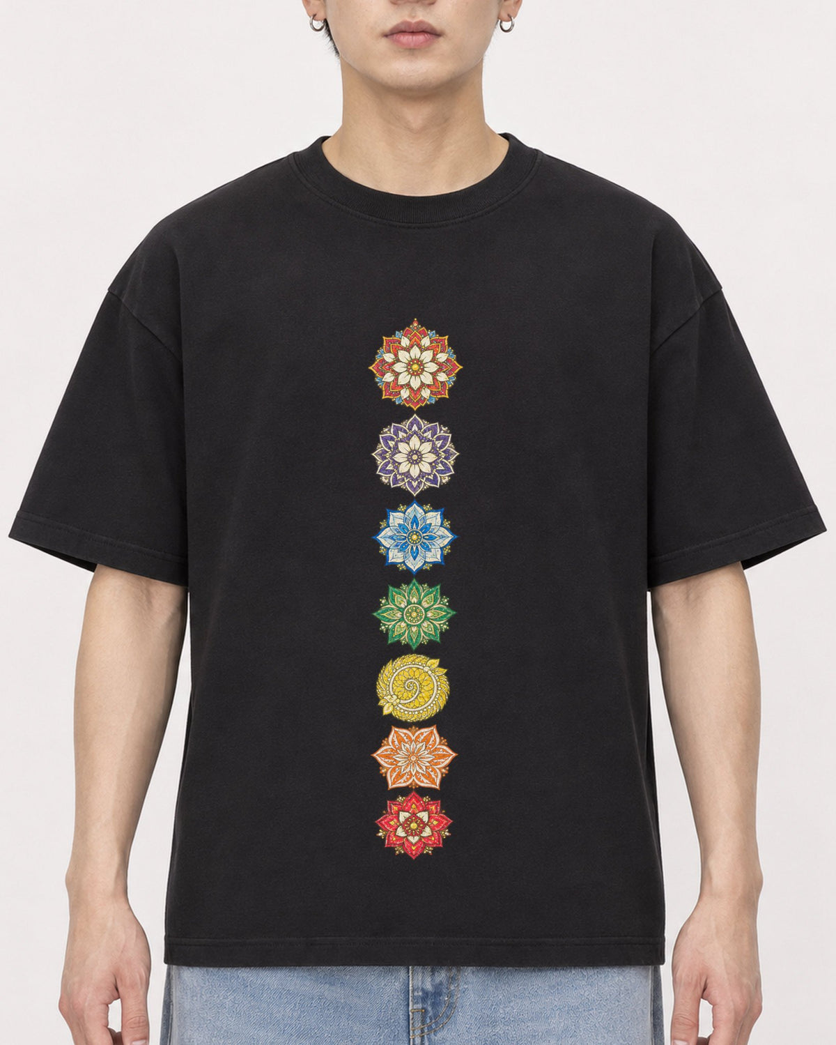 Mockup Boxy Heavyweight Tee Black male close-up 01