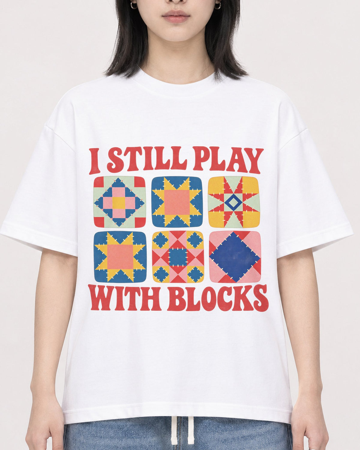 Mockup Boxy Heavyweight Tee White female close-up 31