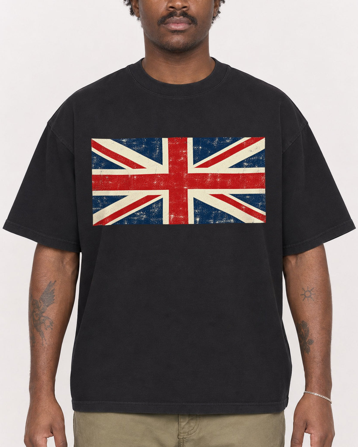 Mockup Boxy Heavyweight Tee Black male close-up 24