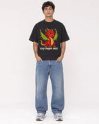 Mockup Boxy Heavyweight Tee Black male full-body 06