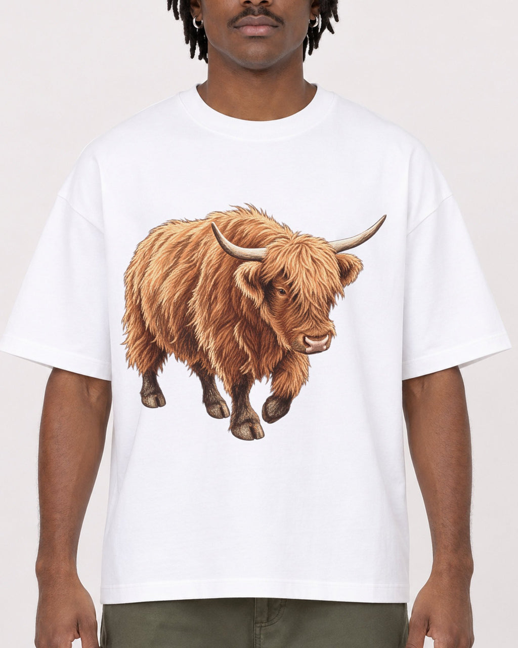 Mockup Boxy Heavyweight Tee White male close-up 04