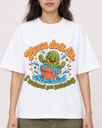 Mockup Boxy Heavyweight Tee White female close-up 02