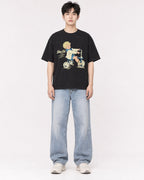 Mockup Boxy Heavyweight Tee Black male full-body 01