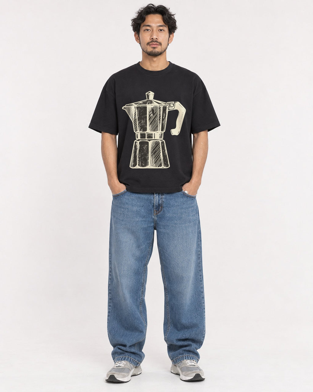 Mockup Boxy Heavyweight Tee Black male full-body 02