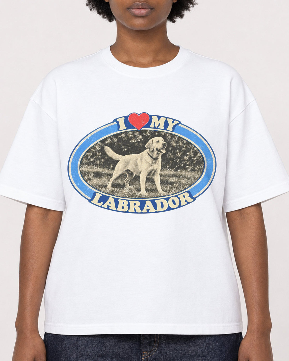 Mockup Boxy Heavyweight Tee White female close-up 14