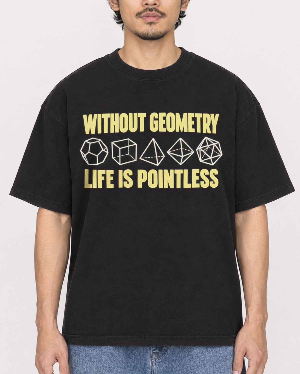 Mockup Boxy Heavyweight Tee Black male close-up 02