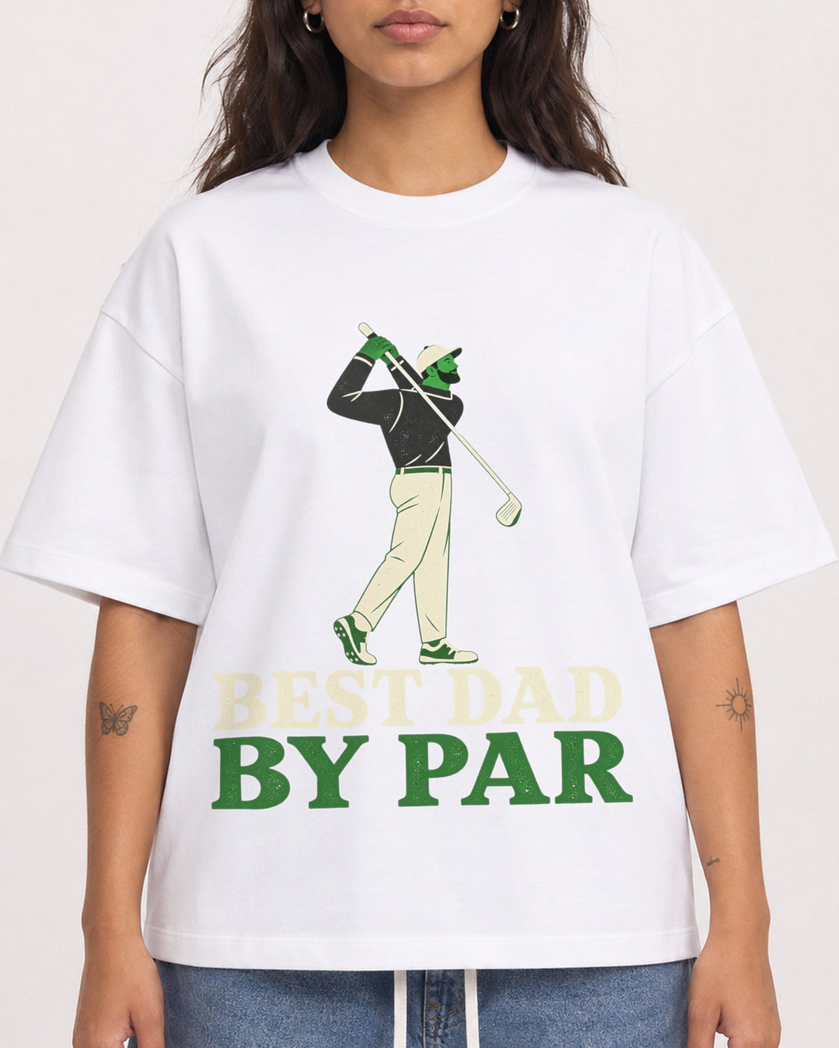Mockup Boxy Heavyweight Tee White female close-up 06