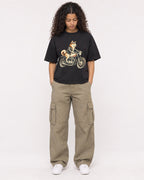 Mockup Boxy Heavyweight Tee Black female full-body 10