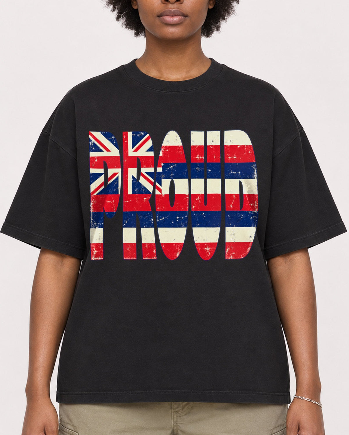 Mockup Boxy Heavyweight Tee Black female close-up 14