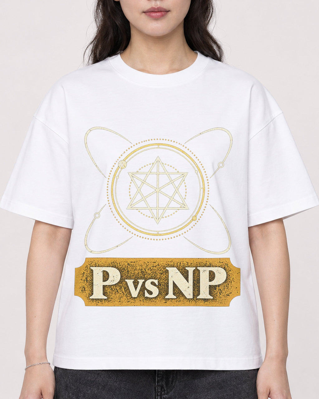Mockup Boxy Heavyweight Tee White female close-up 03