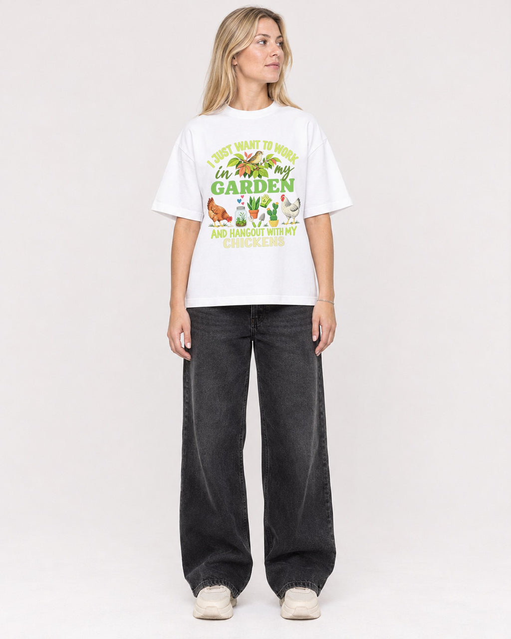 Mockup Boxy Heavyweight Tee White female full-body 08