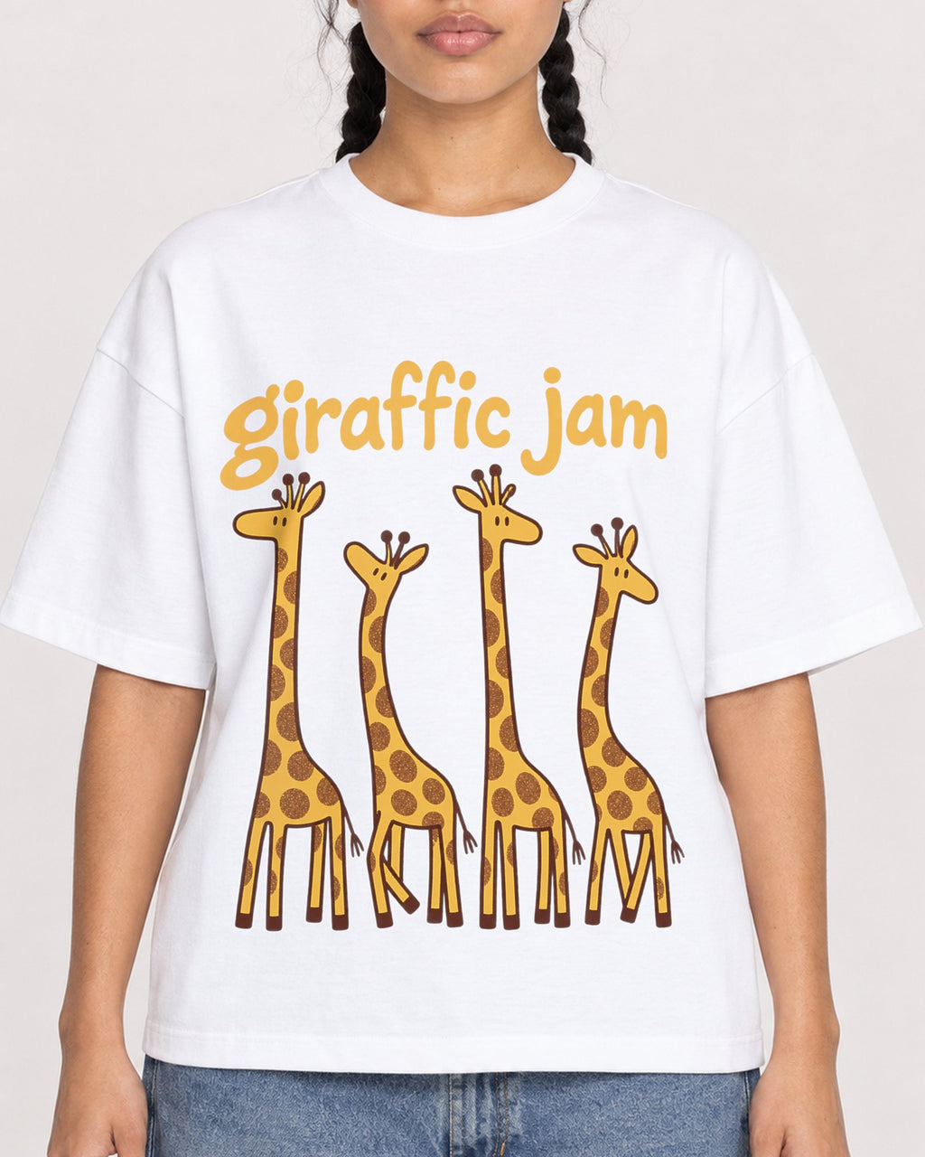 Mockup Boxy Heavyweight Tee White female close-up 50