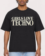 Mockup Boxy Heavyweight Tee Black male close-up 05