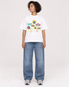 Mockup Boxy Heavyweight Tee White female full-body 40