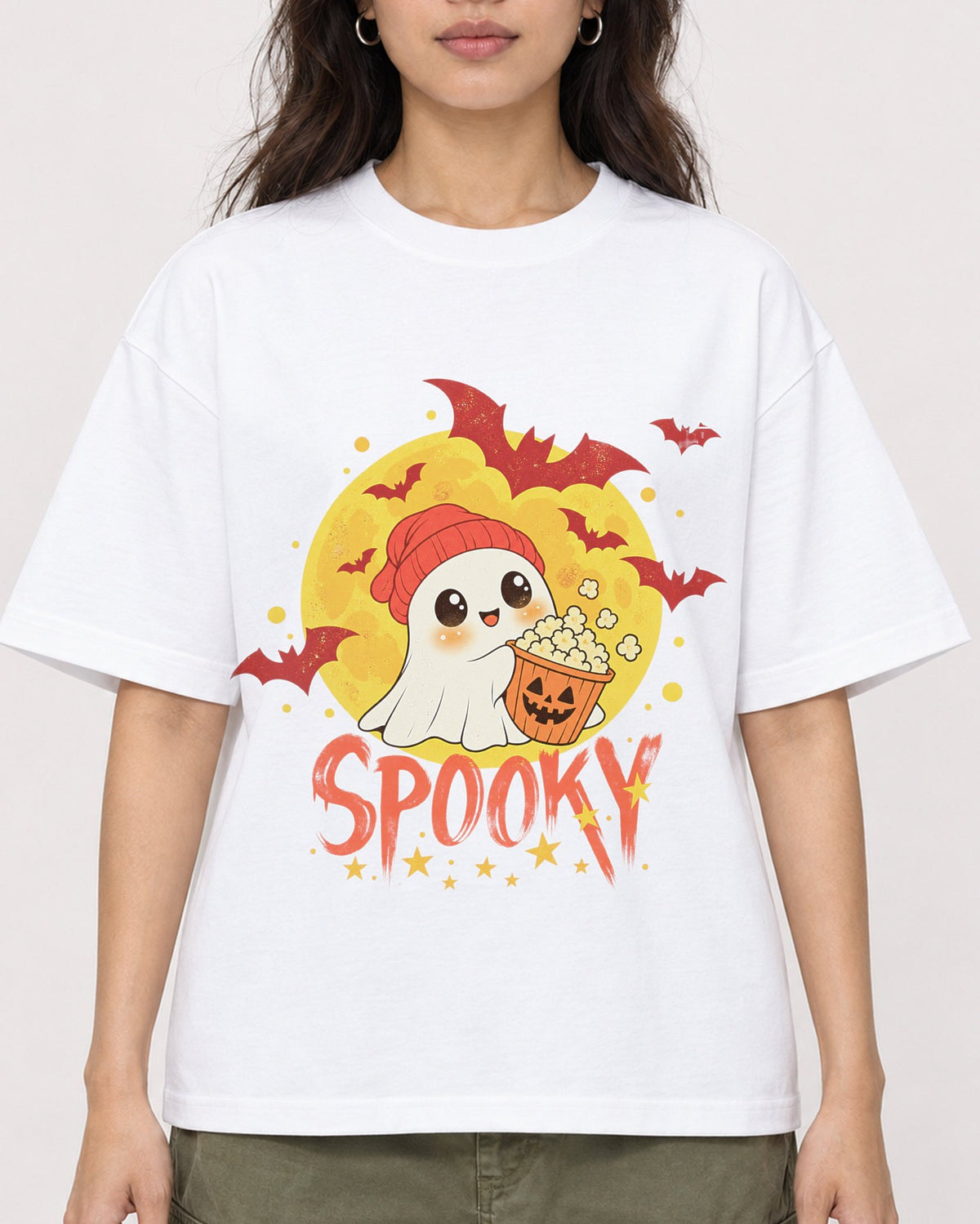Mockup Boxy Heavyweight Tee White female close-up 02