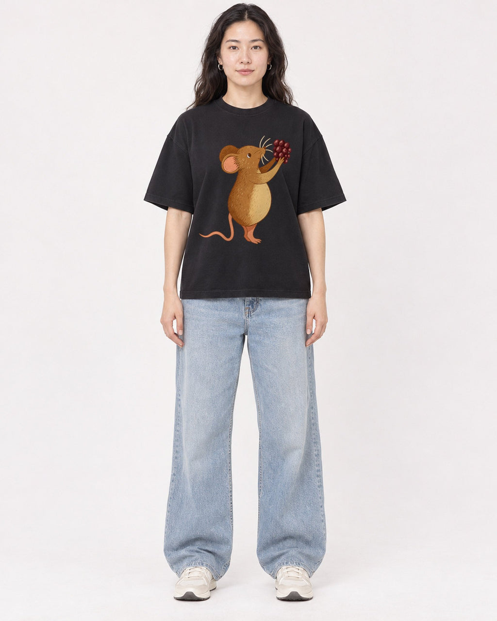 Mockup Boxy Heavyweight Tee Black female full-body 03