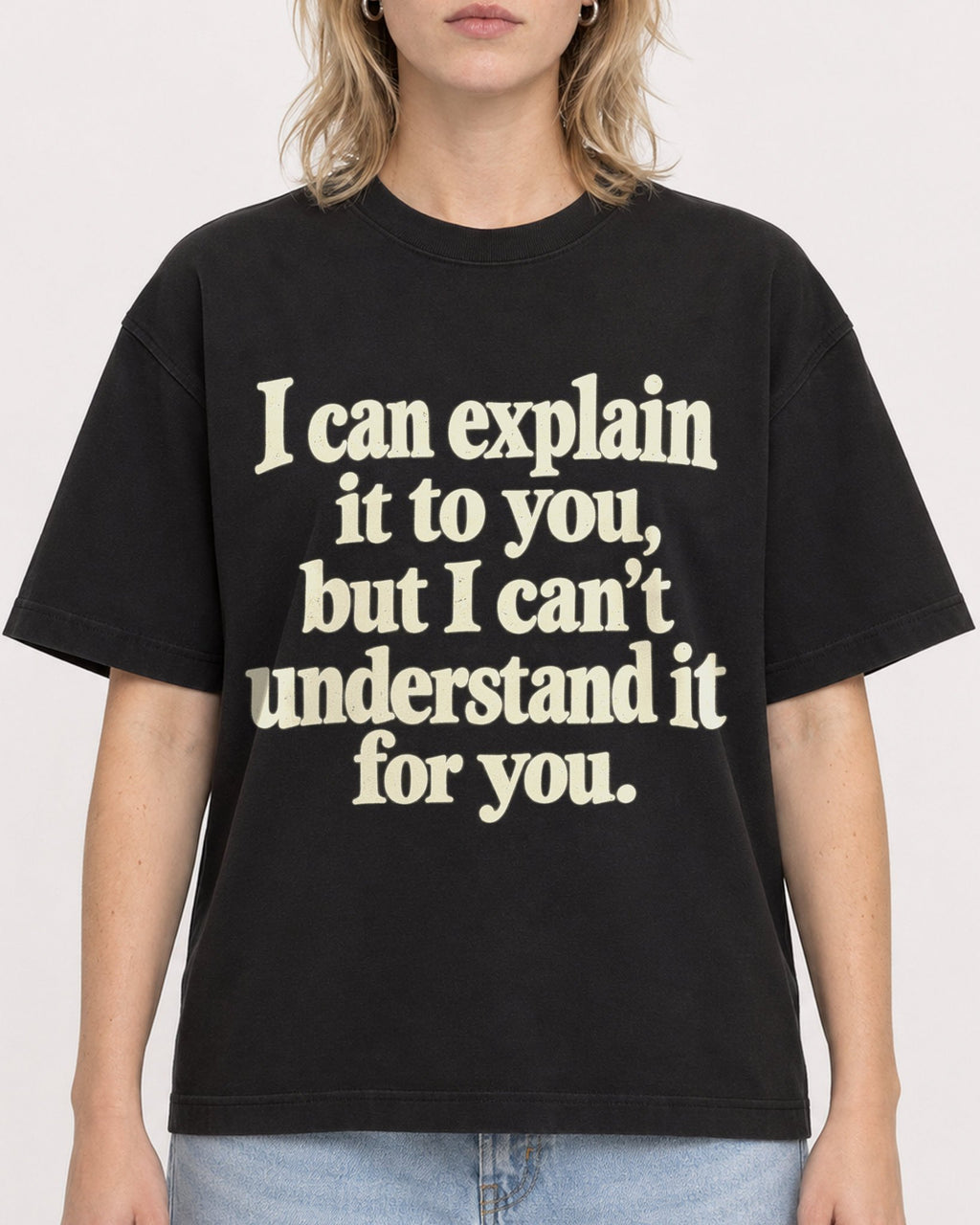 Mockup Boxy Heavyweight Tee Black female close-up 19