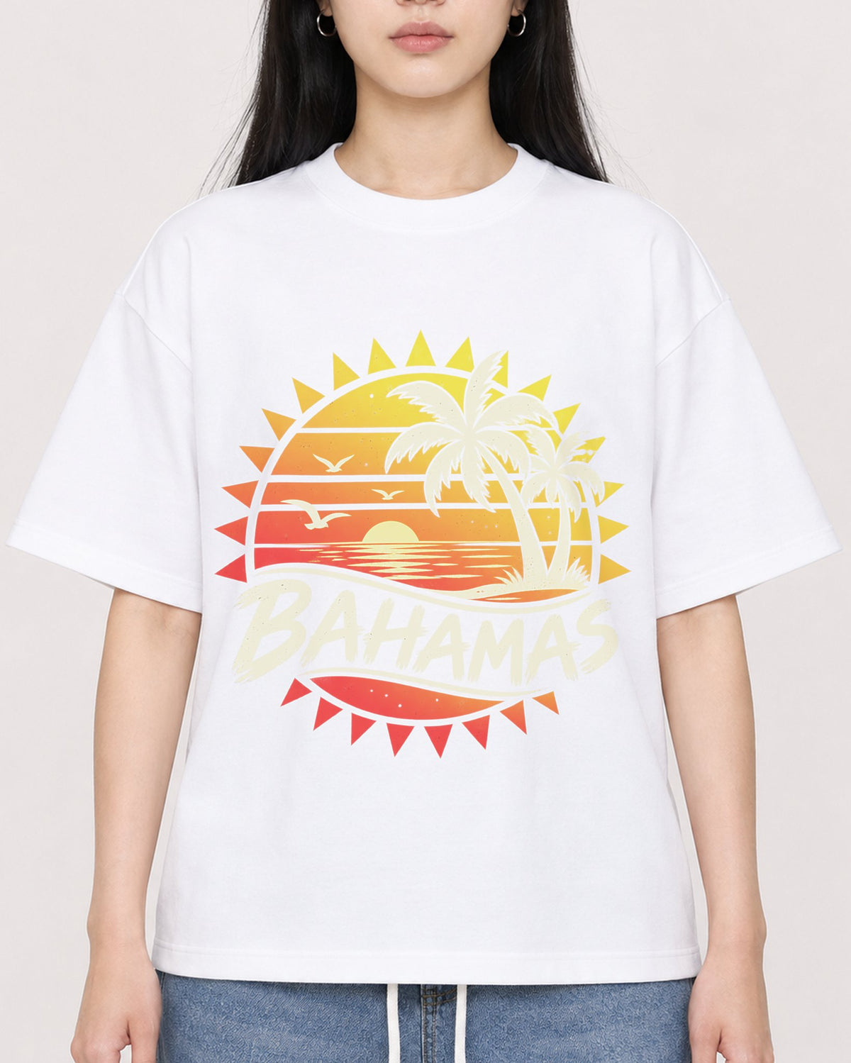 Mockup Boxy Heavyweight Tee White female close-up 01
