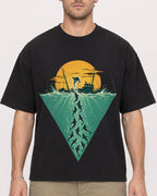 Mockup Boxy Heavyweight Tee Black male close-up 08