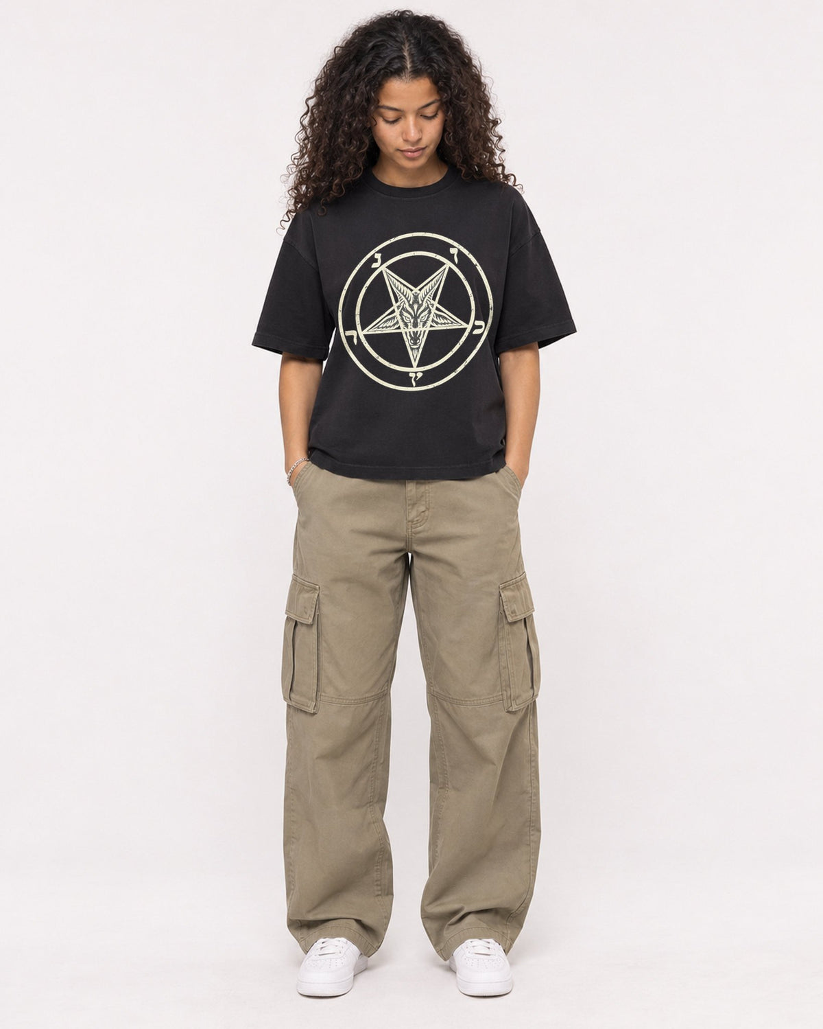 Mockup Boxy Heavyweight Tee Black female full-body 10