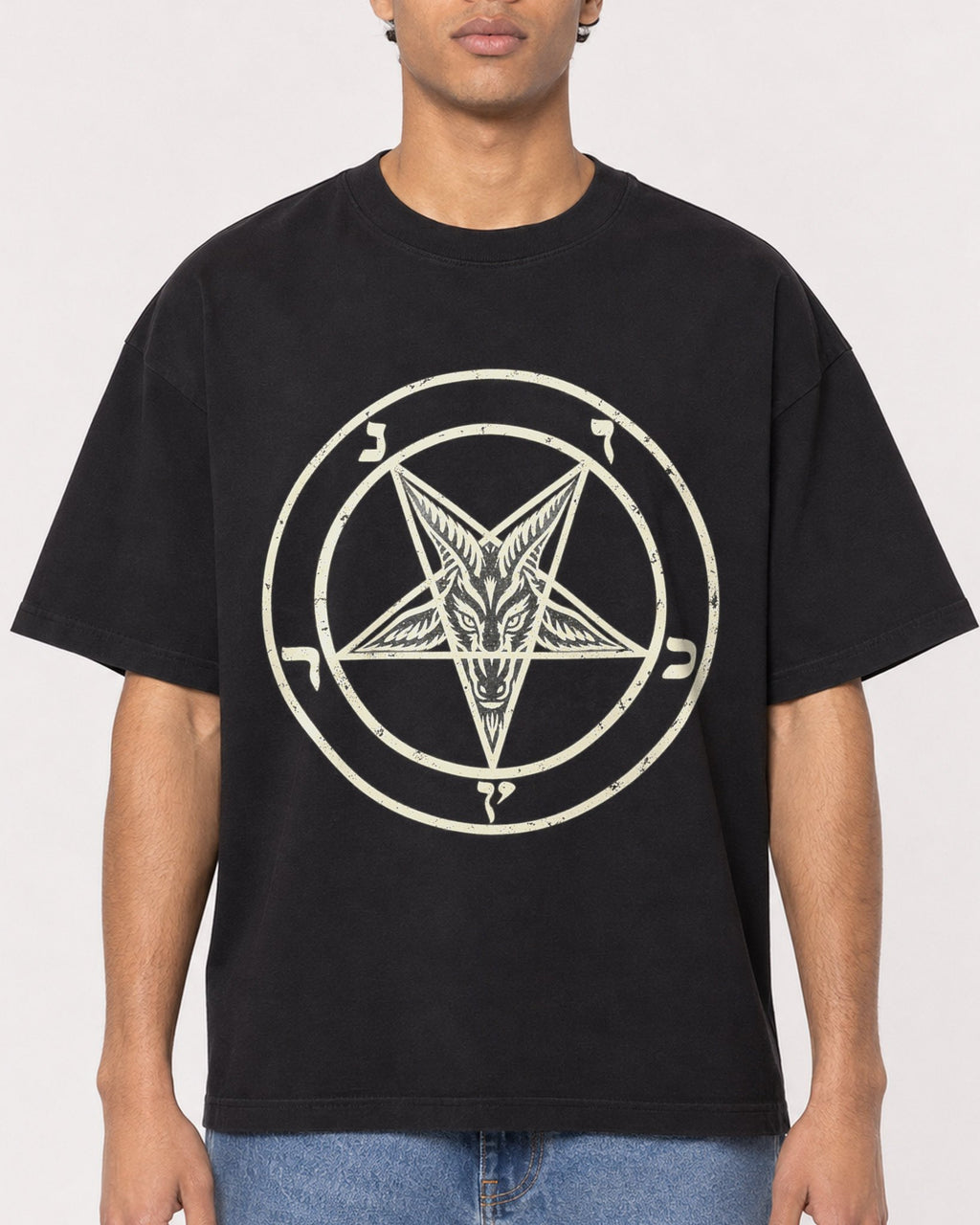 Mockup Boxy Heavyweight Tee Black male close-up 10