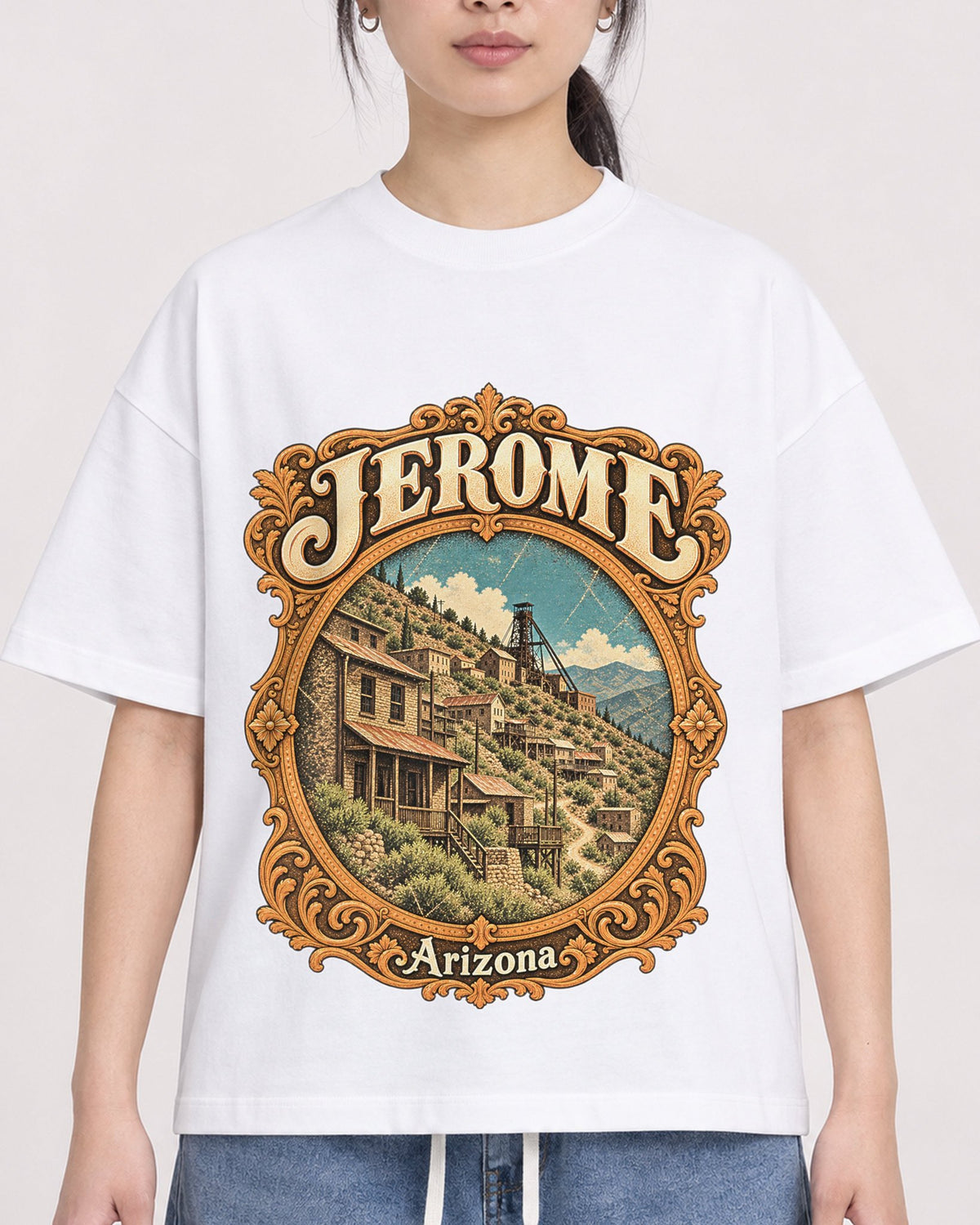 Mockup Boxy Heavyweight Tee White female close-up 21