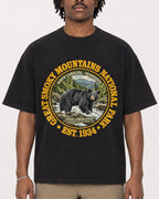 Mockup Boxy Heavyweight Tee Black male close-up 04