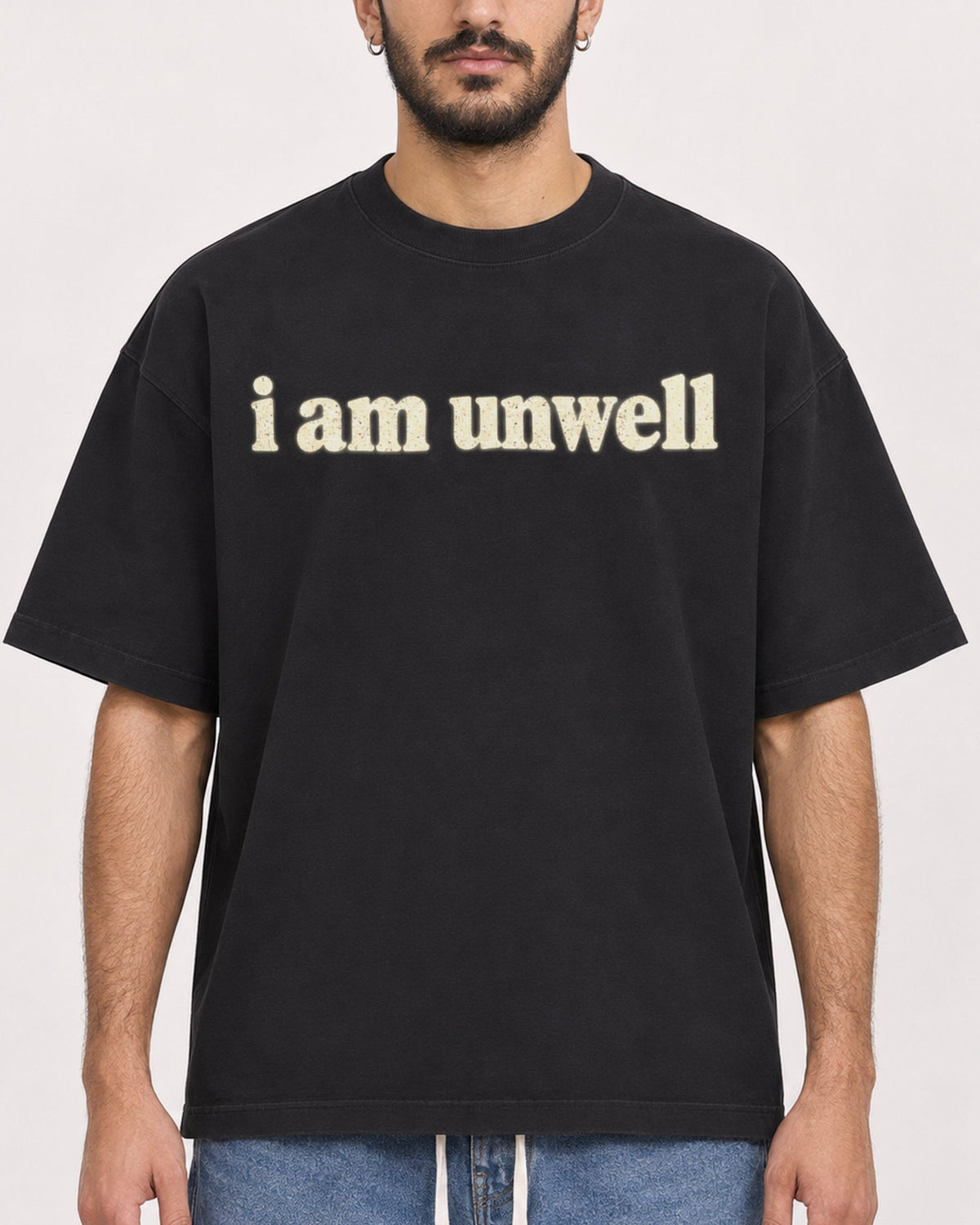 Mockup Boxy Heavyweight Tee Black male close-up 07