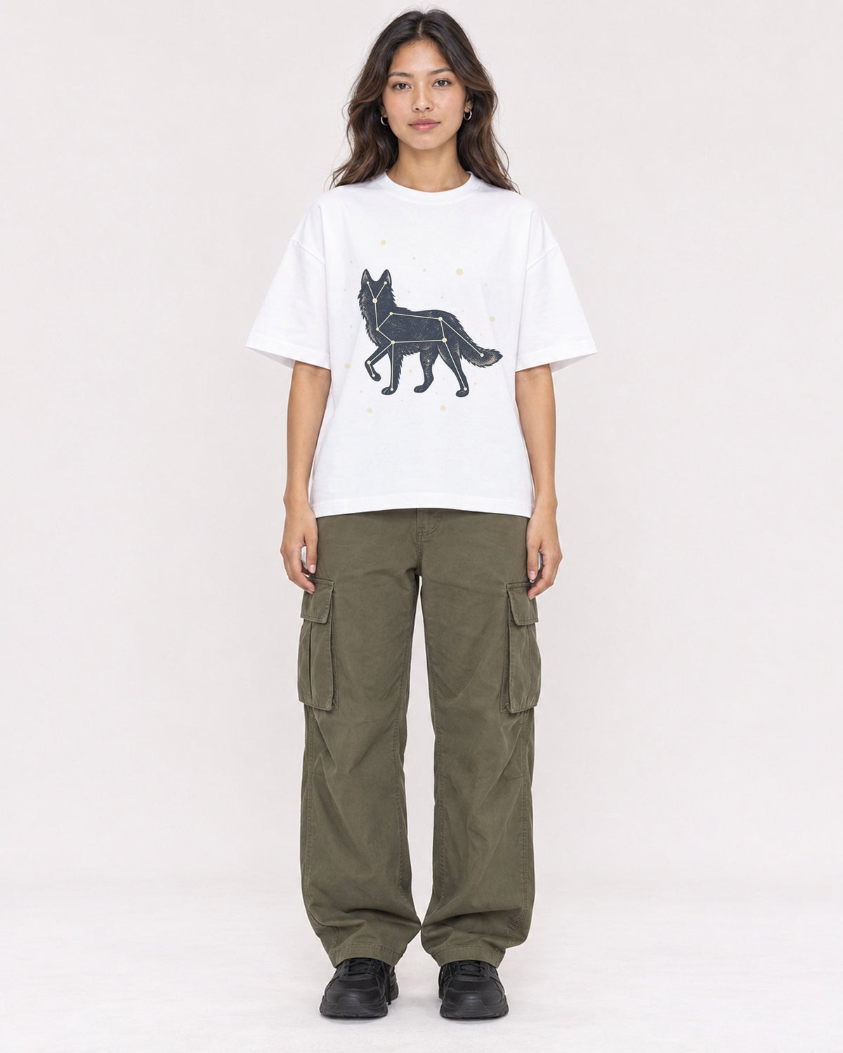 Mockup Boxy Heavyweight Tee White female full-body 02