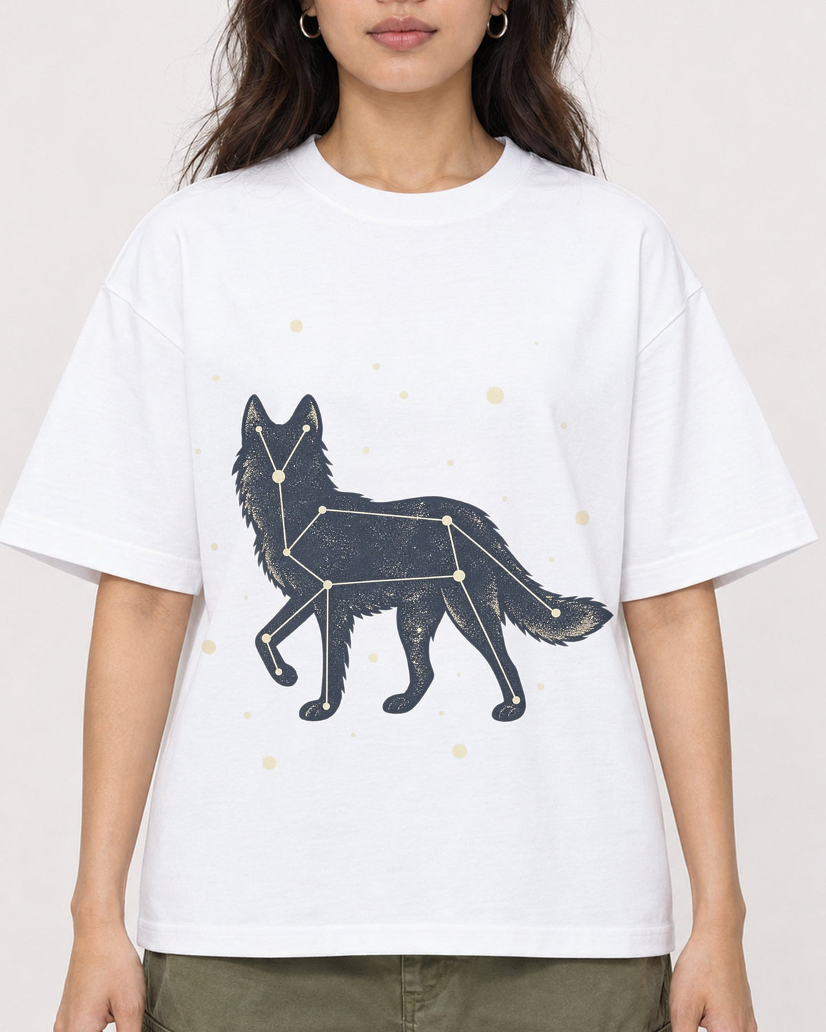 Mockup Boxy Heavyweight Tee White female close-up 02