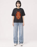 Mockup Boxy Heavyweight Tee Black female full-body 11