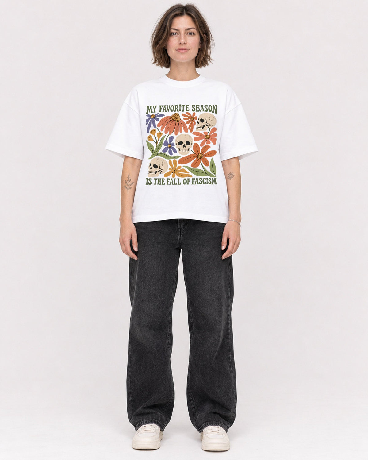 Mockup Boxy Heavyweight Tee White female full-body 18