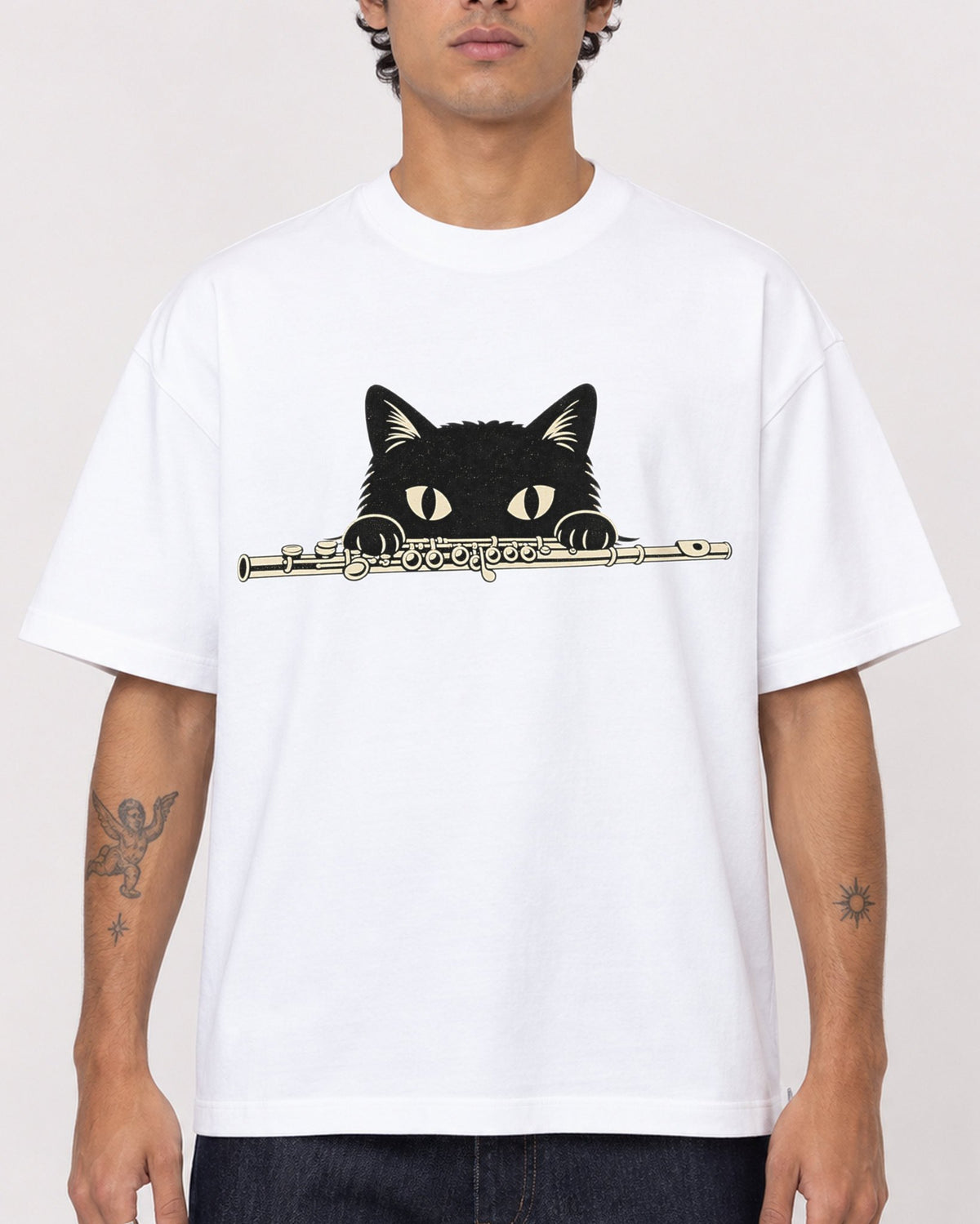 Mockup Boxy Heavyweight Tee White male close-up 06