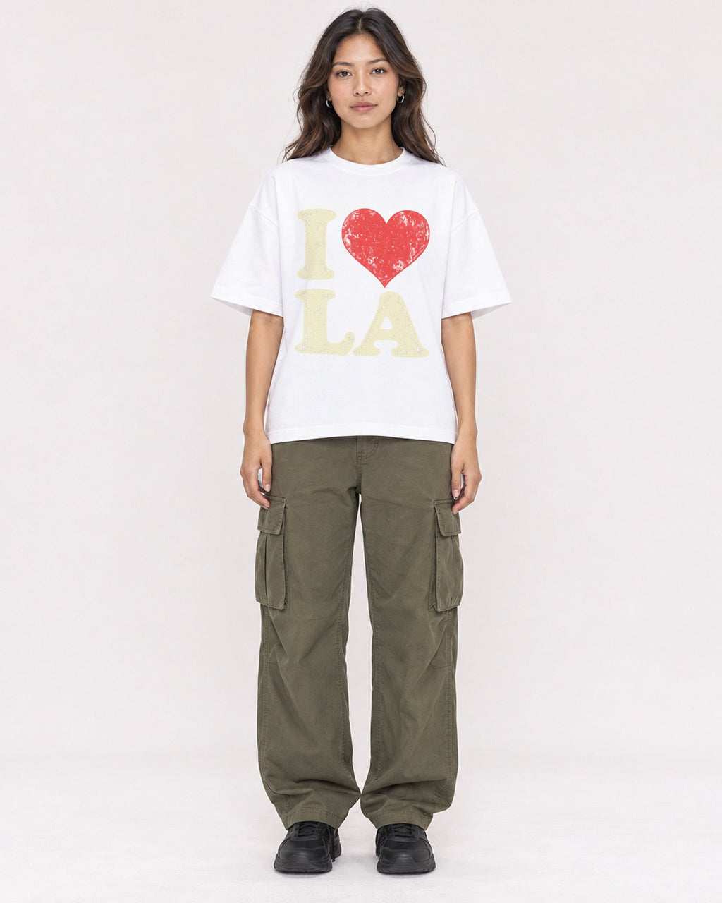 Mockup Boxy Heavyweight Tee White female full-body 02