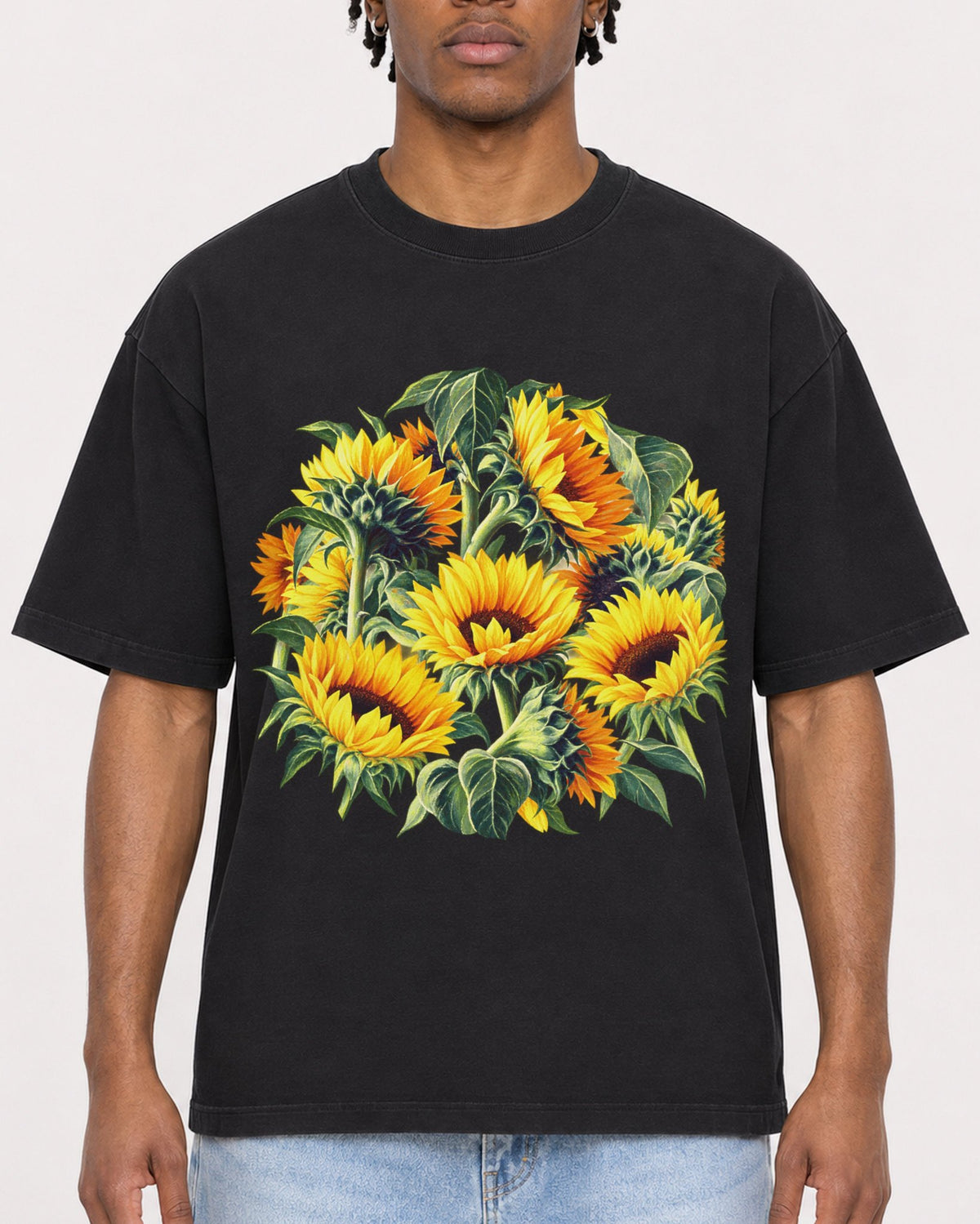 Mockup Boxy Heavyweight Tee Black male close-up 05