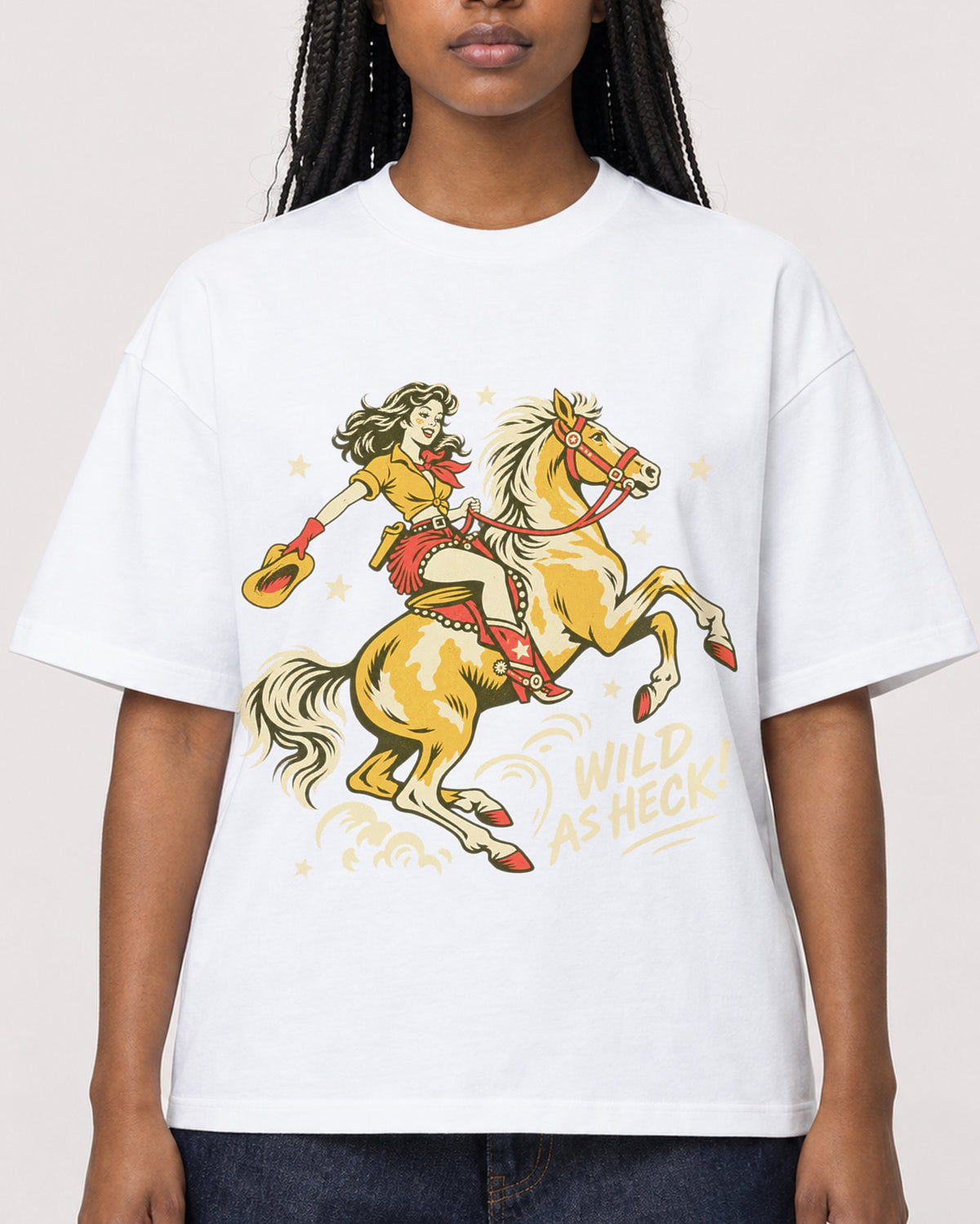 Mockup Boxy Heavyweight Tee White female close-up 04